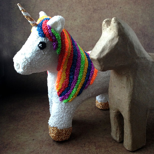 Zauberhaftes Einhorn basteln mit Foam Clay (Wolkenschleim) - Unicorn