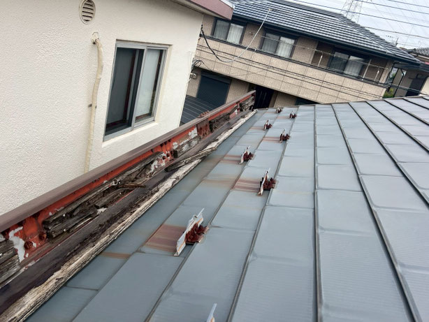 パラペットの塗装・修繕2（横浜・加々見塗装）
