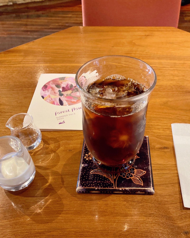 【堀口珈琲　世田谷店】サマーブレンド『Forest Flower』のアイスコーヒー。紅茶のようなフルーティーな香り、スッキリとした透き通ったお味で、毎日でも飲みたくなります♪