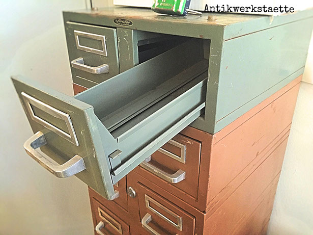 Shelf Industrial Strafor