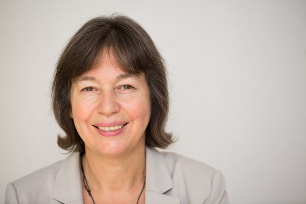 Die Bremer Astrologin Christine Keidel-Joura
