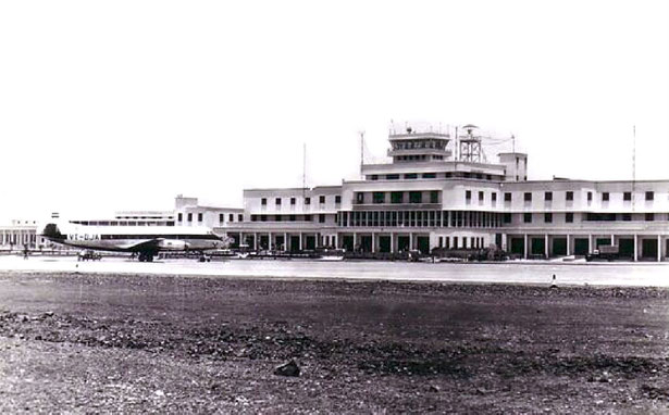 1948 :  BOMBAY - SANTA CRUZ AIRPORT, INDIA