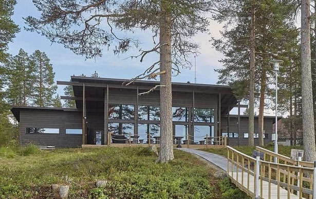 Tagungshotel im Blockhaus mit eischaliger Wandkonstruktion
