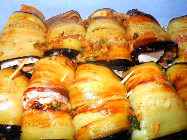 Involtini auf sizilianische Art mit Auberginen