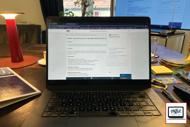 Laptop mit geöffneter HOZ KI-Lernplattform für Hochseeschein-Kurse im digitalen Online-Training.