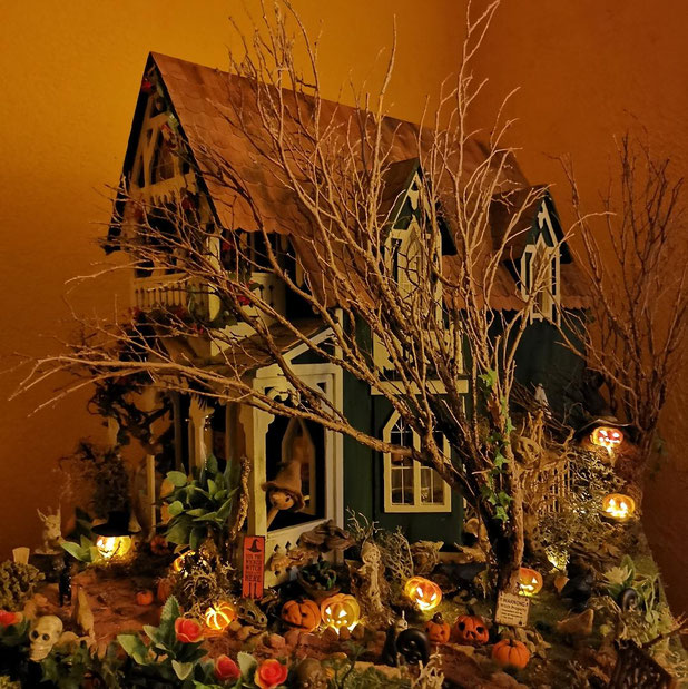 Halloween Puppenhaus