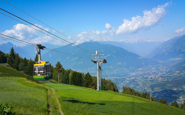 Taser Bergbahn Schenna Bergbahn Meraner Land Bergurlaub mit Hund Urlaub mit Hund Wandern mit Hund 