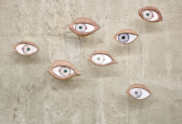 Michaela Hanemann | Oculi grex – Augenschwarm | 2024 | Kinetische Installation