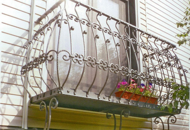 кованый балкон в кургане