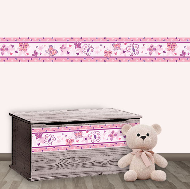 selbstklebende Vliesbordüre mit Schmetterlingen in Rosa Farbtönen, Original Motive liebevoll per Hand mit Pastellkreide gemalt
