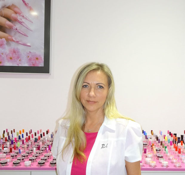 Pearl Nails and More Nageldesign Shop Pearl Nail System Schweiz