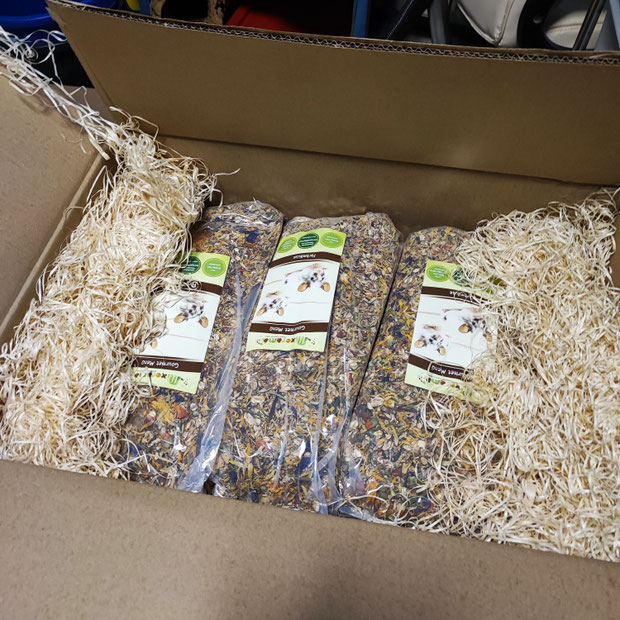Die heiße Ware ist da ; ))))