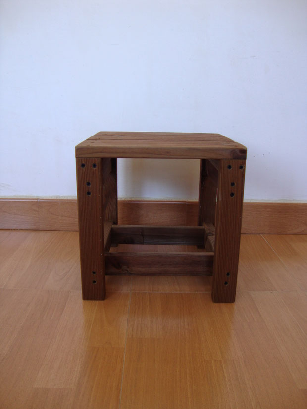 TABURETE
