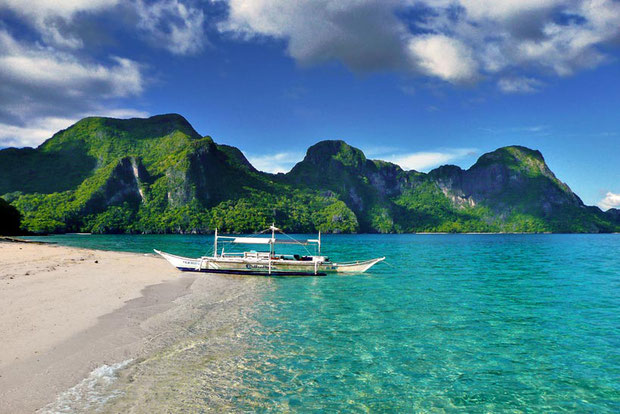 Helicopter Island, El Nido, Palawan, Philippines © Sabrina Iovino | @Just1WayTicket