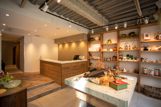 プーラ式ヘッドスパ監修　ヘッドスパ専門店ムーラ・アダーラ スパ（兵庫／神戸元町・三宮店）の店内画像