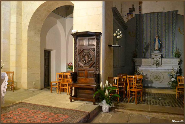 Très belle chaise et autel de la Vierge à l'église Saint Sébastien - Goult, Lubéron - Vaucluse (84)