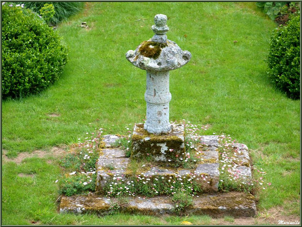 Les Quatres Carrés - Les Jardins du Kerdalo à Trédarzec, Côtes d'Armor (22)    