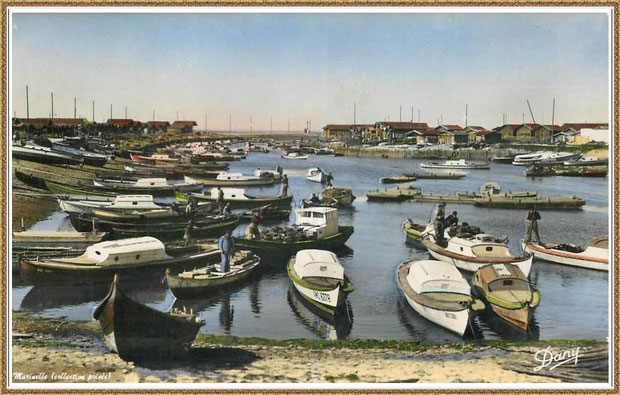 Gujan-Mestras autrefois : en 1948, darse principale du Port de Larros (avec la Jetée du Christ), Bassin d'Arcachon (carte postale - version couleur, collection privée)