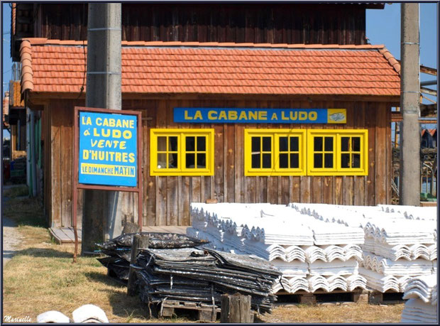 "La Cabane à Ludo" et ses tuiles chaulées au Port du Canal à Gujan-Mestras, Bassin d'Arcachon