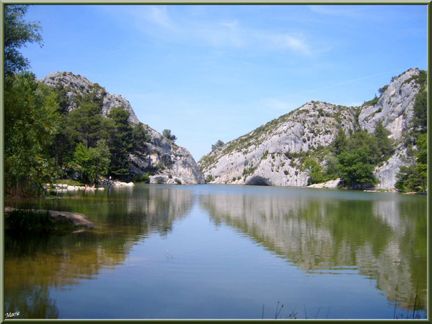 Le lac de Peiroou et ses reflets à Saint Rémy de Provence, Alpilles (13)