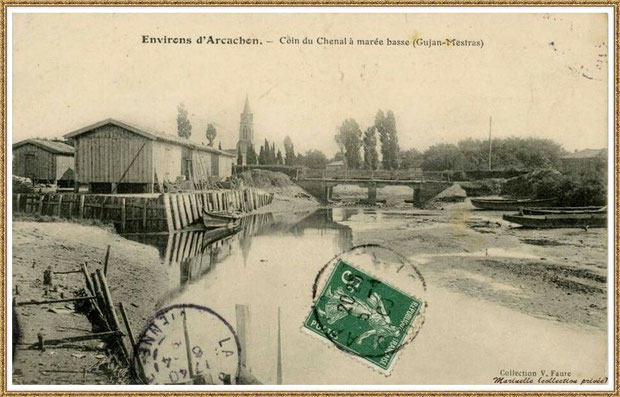 Gujan-Mestras autrefois : en 1903, le chenal du Port de Gujan (ex Port de la Passerelle) à marée basse, Bassin d'Arcachon (carte postale, collection privée)