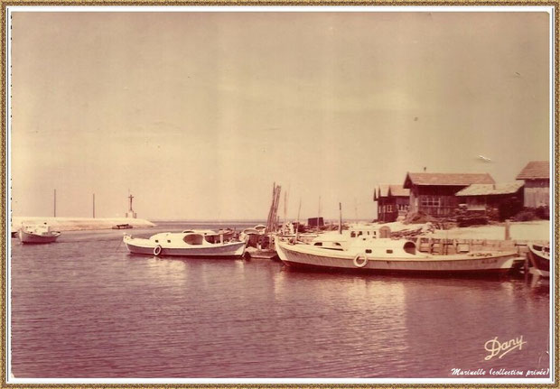 Gujan-Mestras autrefois : Entrée darse secondaire (darse principale après Jetée du Christ), Port de Larros, Bassin d'Arcachon (carte postale, collection privée)