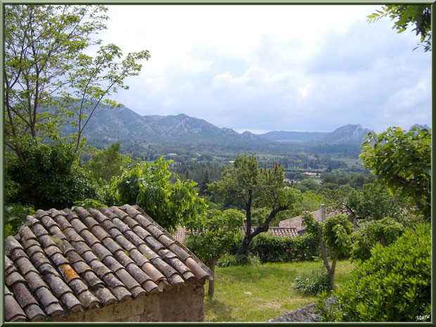 Vue panoramique des hauteurs d'Eygalières dans les Alpilles, Bouches du Rhône