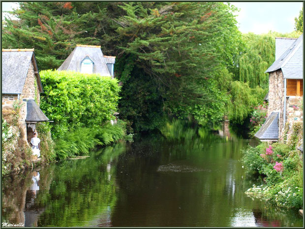 Lavoirs et scènes lavandières reconstituées sur Le Trieux, Pontrieux, Côte d'Armor (22) 