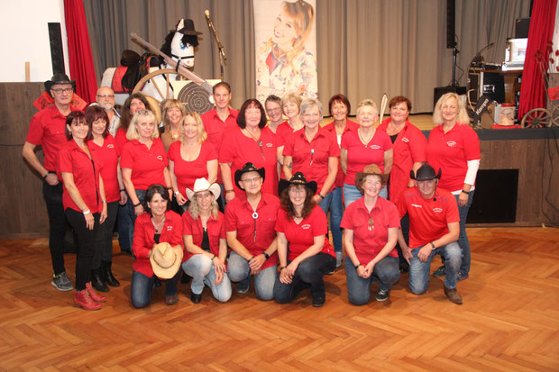 ->->>->->-> Das sind wir, die Line-Dance Gruppe „Shooting Boots Zollernalb“ <-<-<-<-<-<-<-