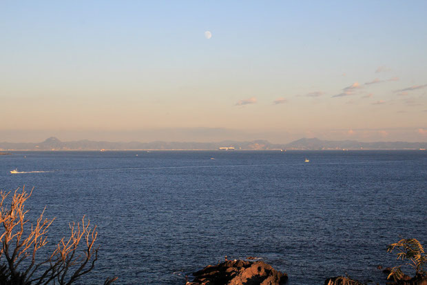 房総半島を望む　　久しぶりに海を見れて気分がよかった