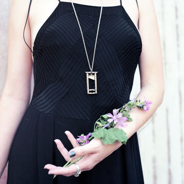 image: nina luca, dark fashion, dark fashion blog, dark fashion blogger, sudio sweden, swiss blogger, swiss fashion blogger, vjp photography, hasselblad analog photography, nu goth blog, nu goth fashion, dark style, mdr74, moon raven design