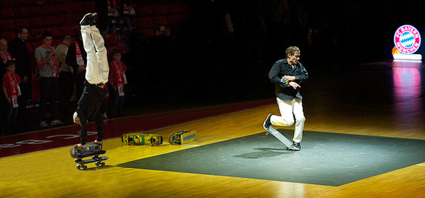 Basketball Bundesliga Spiel, Halbzeitpause, die Skateboardmasters