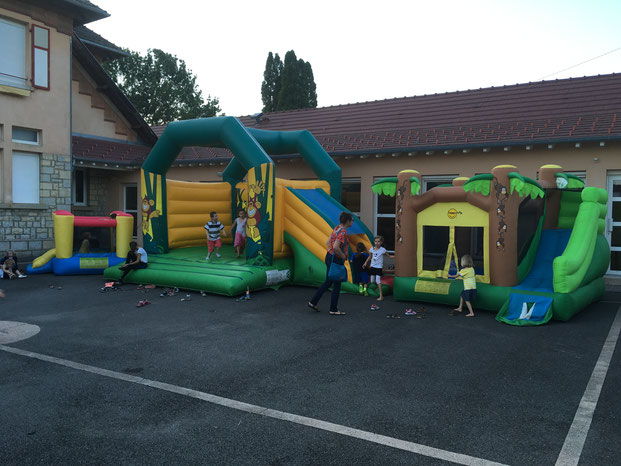 Fête de fin d'année dans une école