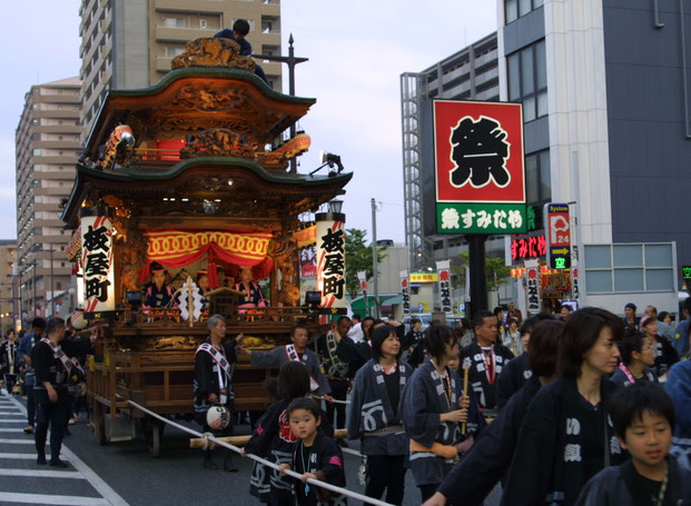 祭り用品専門店の祭すみたや。静岡県浜松市にある日本最大級のお祭り衣装・祭り小物の専門店。