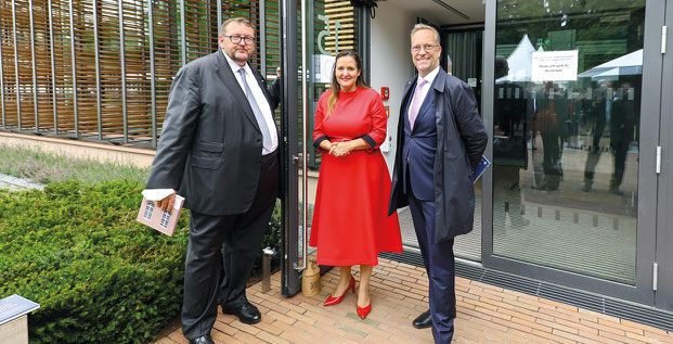 Fraunhofer IPK Berlin, Bertram Nickolay, Martha Schillmöller, Fraunhofer Institut