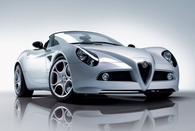 Alfa-Romeo-Spider-8C