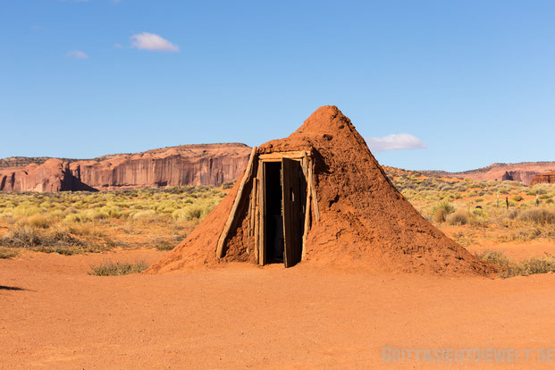 hogan,majestic,monument,valley,navajo,jeeptour,tafelberge,usa,jucy,van,tipps,theviewcampground,southwest