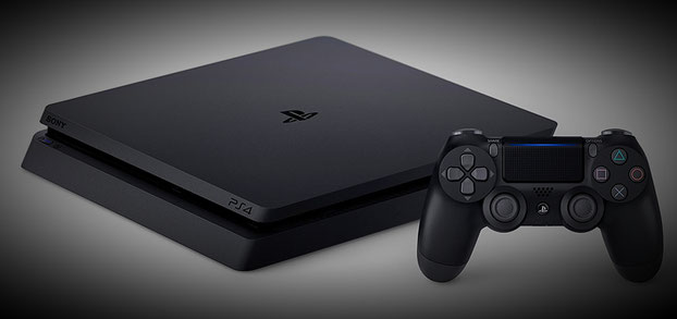 PS4 Slim Konsole und der Controller DualShock 4