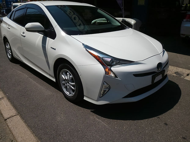 TOYOTA　プリウス　クォーツガラスコーティング施工　0006