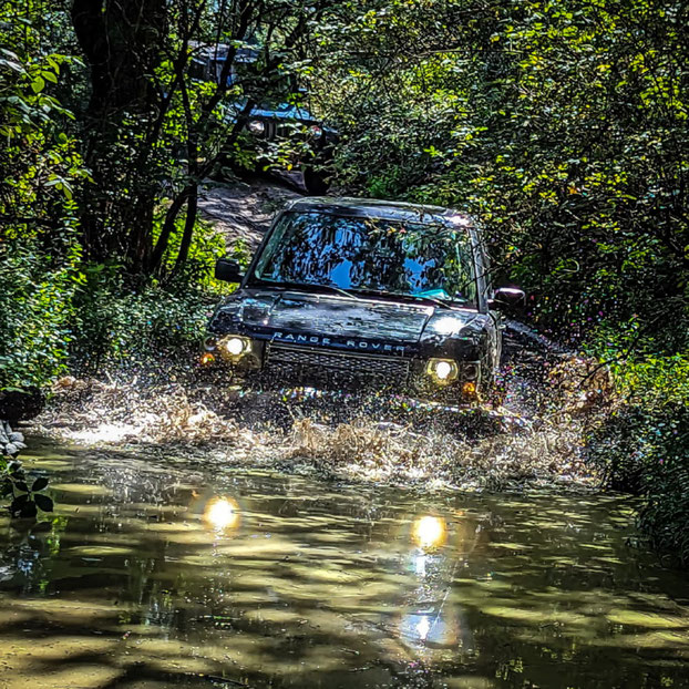 Offroad Abenteuer Tag bei Kassel – 4x4 fahren im Gelände mit Red Rock Adventures