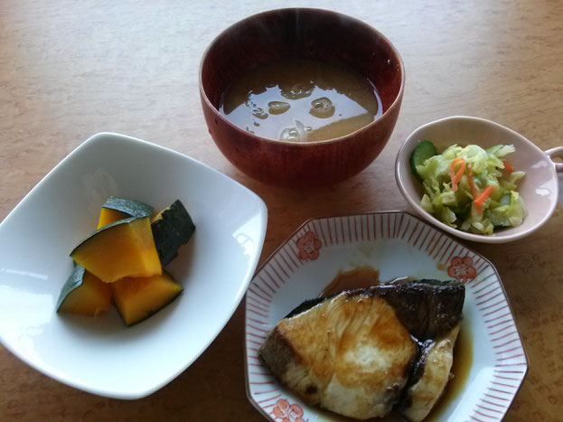 大阪兵庫で家事代行サービスの夕食作りでぶりの照り焼き