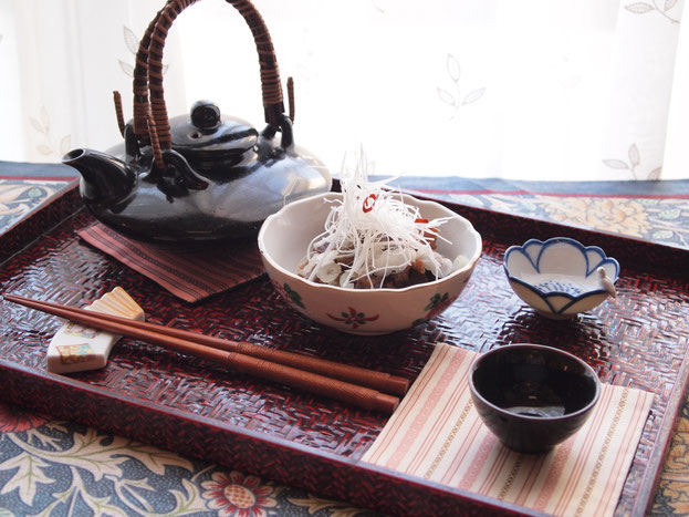 牛スジとこんにゃくの煮物