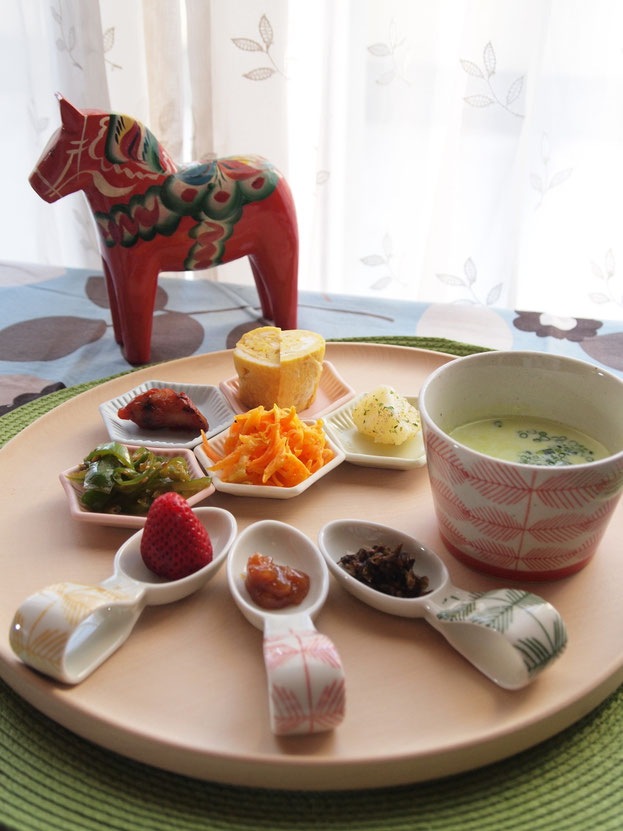 お弁当の残り物であさごはん