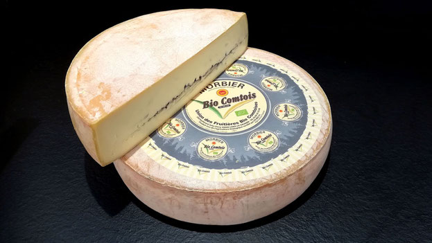 Morbier Bio AOP lait cru, 45 jours d'affinage, vente fromage ferme de la mare, fromagerie, lamballe côtes d'armor, bretagne 