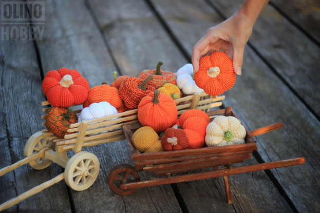 wooden decorative whelbarrow