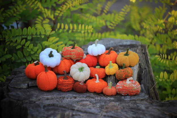 crochet pumpkins, knitted pumpkin