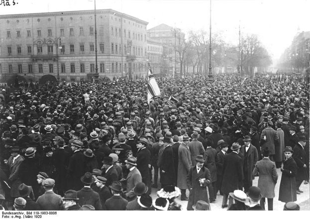 Kapp-Putsch in Berlin: Zeitgleich war Salomon in Hamburg unterwegs