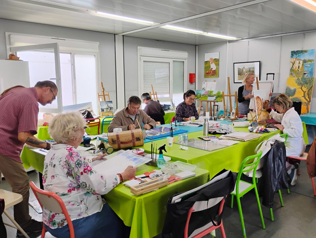 Autour du président Patrick Trapani, les artistes de l'Amicale borderaise préparent les prochaines échéances : expositions, Téléthon... / Photo IS