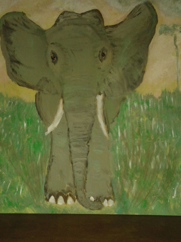 Oberes Bild:Zuhause 90x60              Bild :Der Elefant 70x60