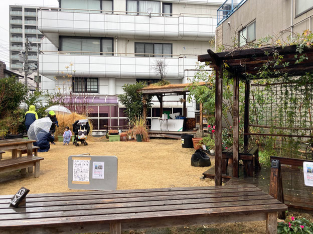 芝のはらっぱ　庭　武田屋作庭店　芝の家　港区